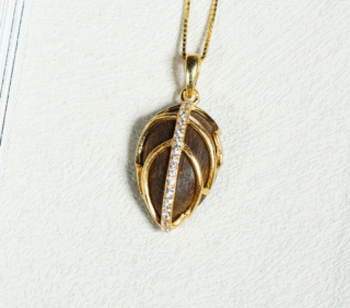 Gold-Wrapped Agarwood Leaf Pendant & Chain