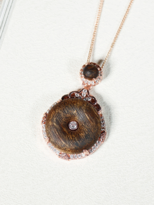 Rose Gold Peace Knot Agarwood Pendant with Chain