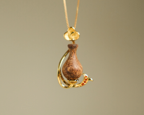 Gold-Clad Silver Agarwood Treasure Vase Pendant & Chain