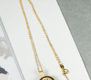 Round Locket Pendant with White Kyara Fragrance Chips & Chain